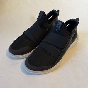 ECCO Shoes Women’s Sz EU 38 Us 7 S.T.1 Lite Slip On Sneaker Black Strap Leather